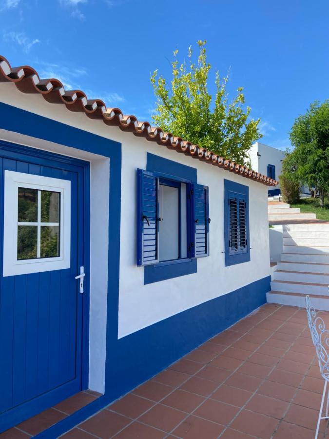 Montes De Charme Bed & Breakfast Avis Exterior photo